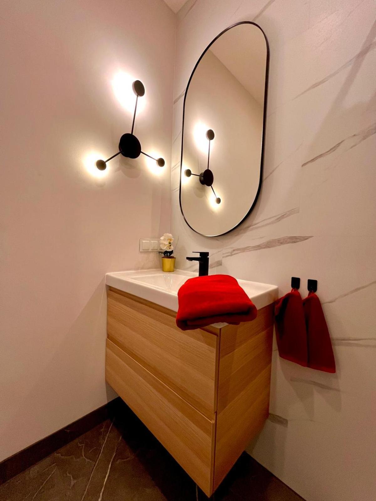 Special 1 Bed Room Condo Warszawa Center Екстер'єр фото