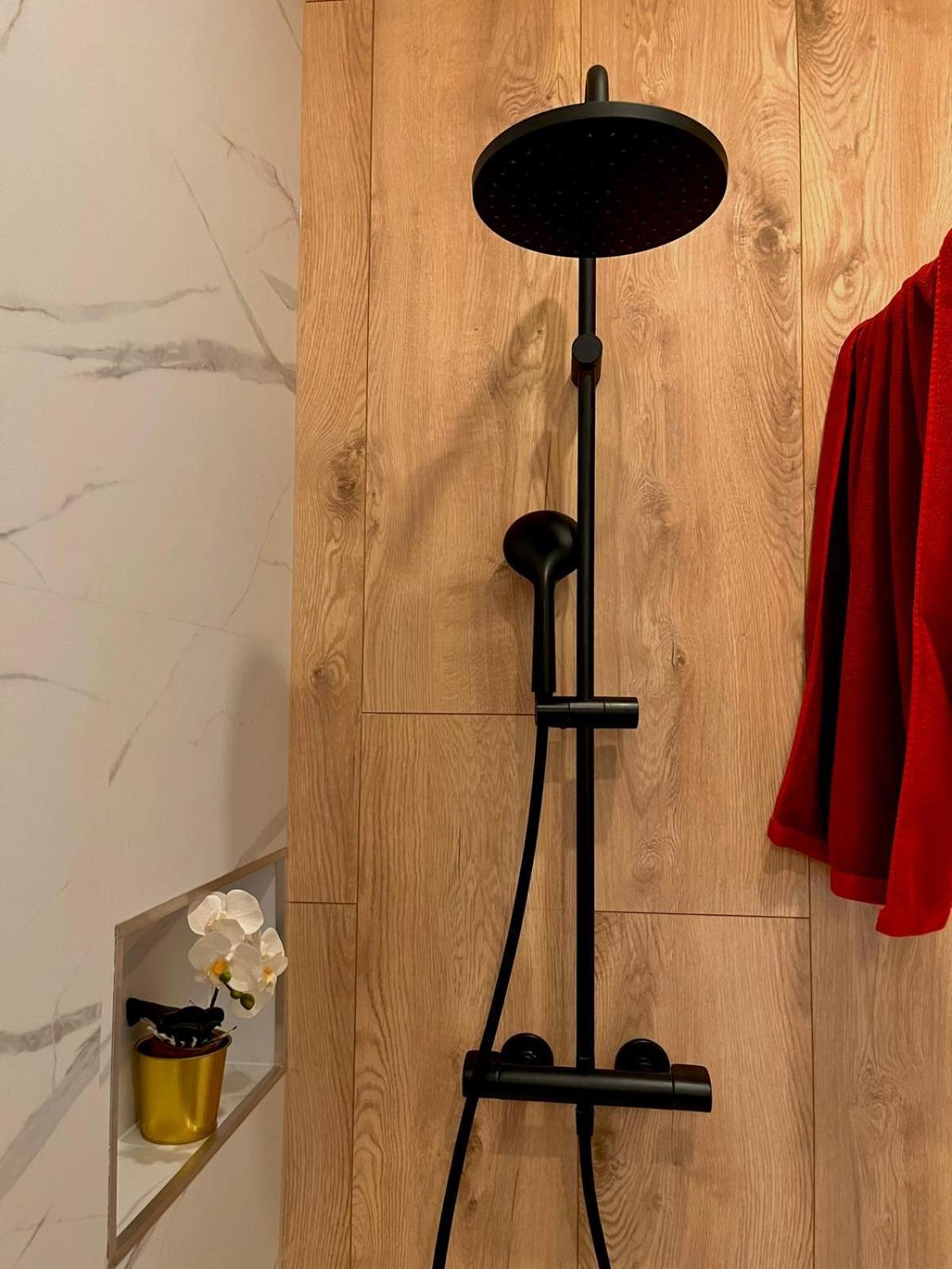Special 1 Bed Room Condo Warszawa Center Екстер'єр фото